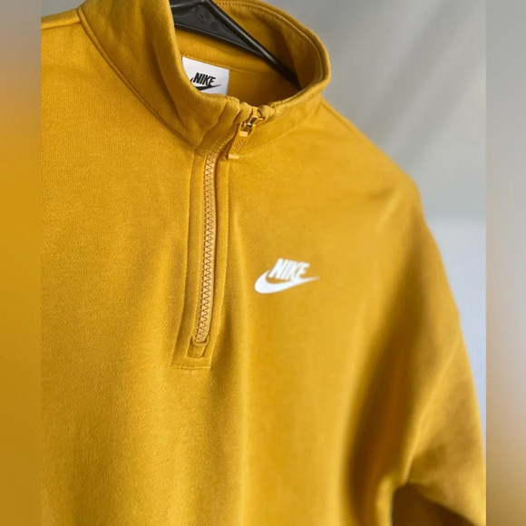 Nike Other - Nike Yellow Sportswear Club Fleece Quarter Zip Sweatshirt Girls Size LARGE